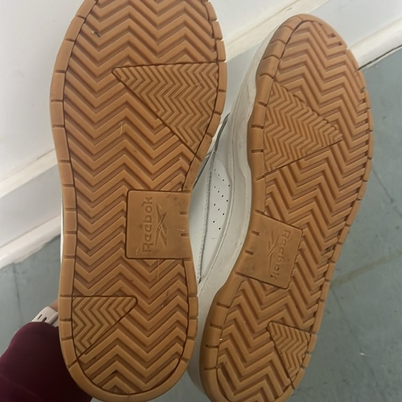 Reebok sneakers. Worn a few times. Good used condition. - Picture 3 of 5